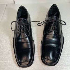 Material London mens shoes black Tie up Leather size 10 pre owned good condition